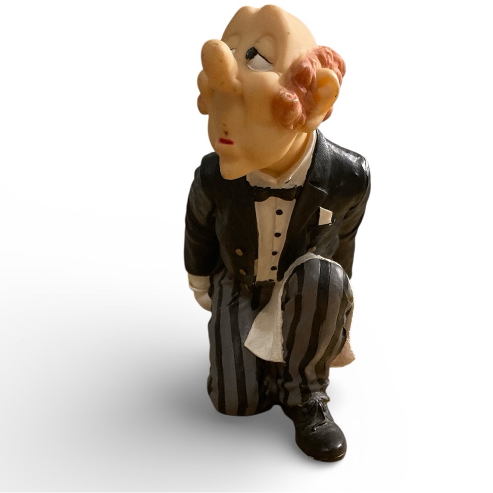 James the butler wine holder